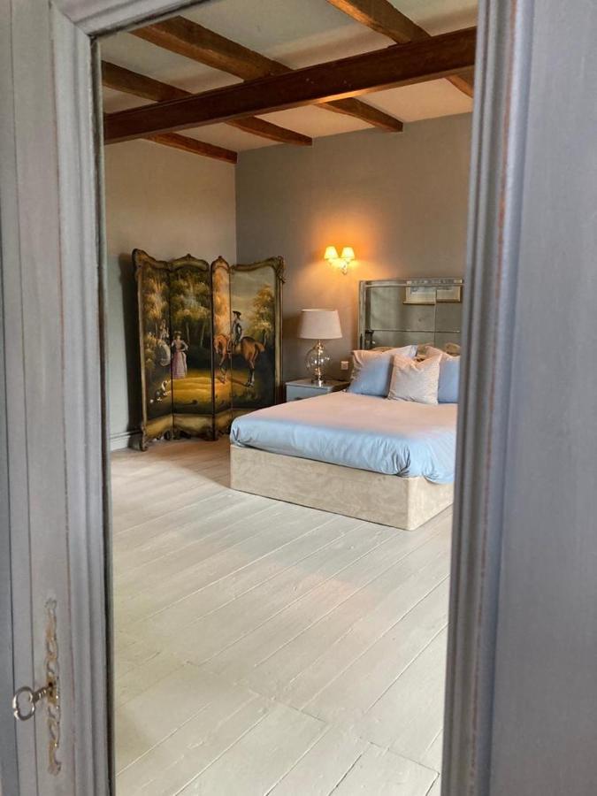 Le Petit Manoir Bed & Breakfast Brux ภายนอก รูปภาพ