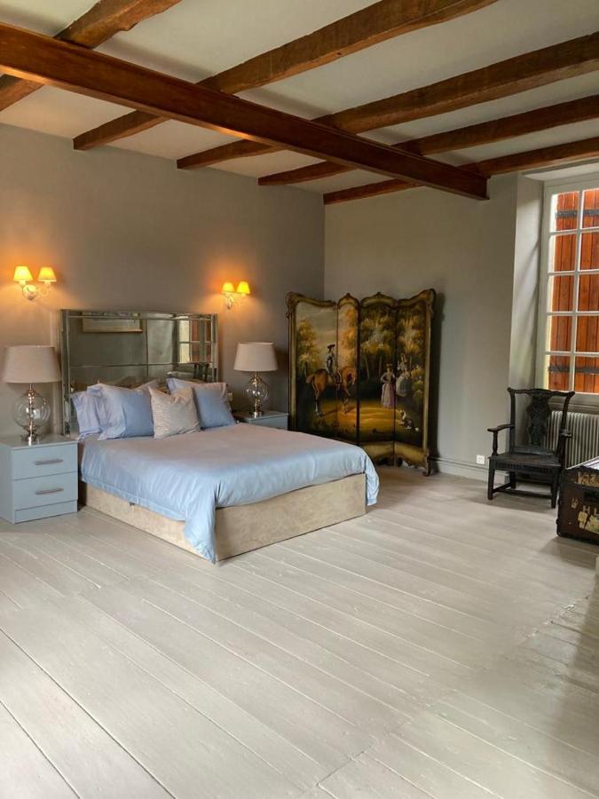 Le Petit Manoir Bed & Breakfast Brux ภายนอก รูปภาพ