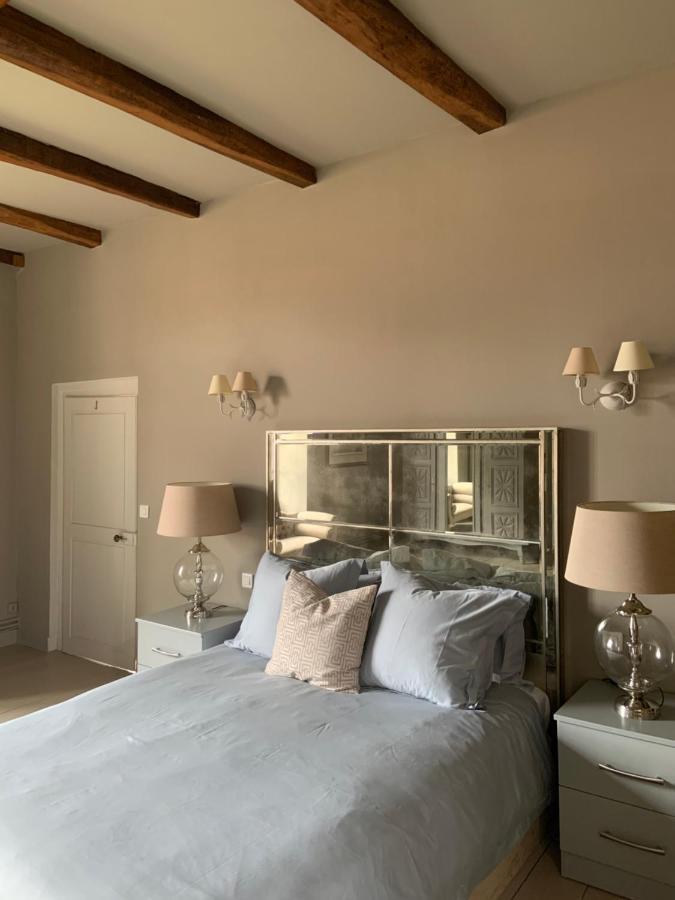 Le Petit Manoir Bed & Breakfast Brux ภายนอก รูปภาพ
