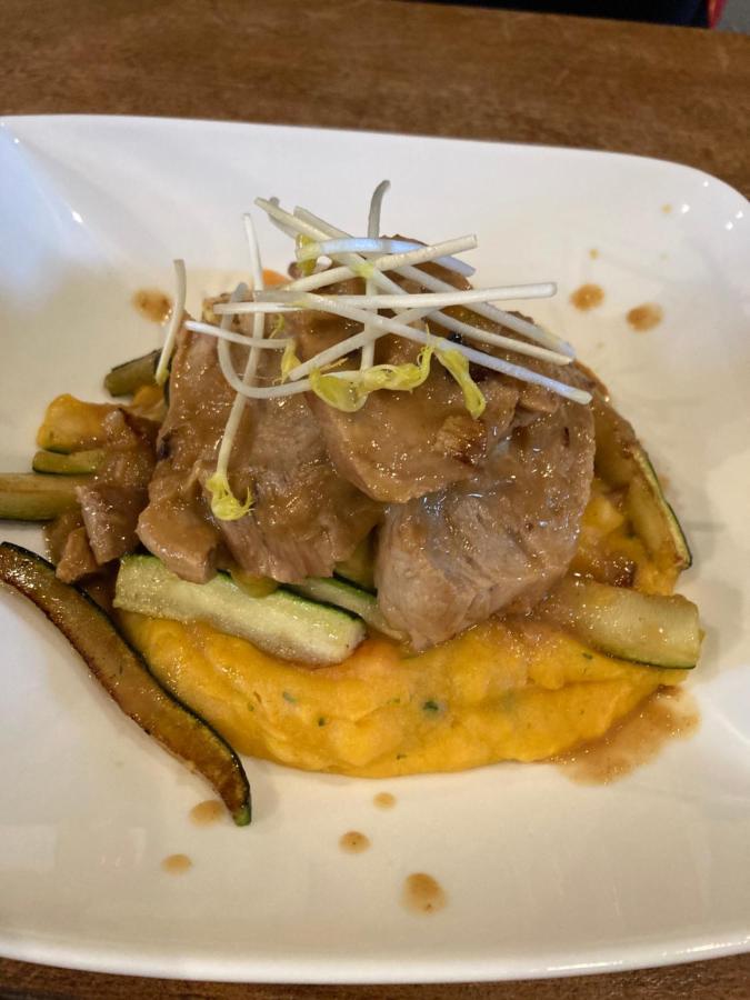Le Petit Manoir Bed & Breakfast Brux ภายนอก รูปภาพ